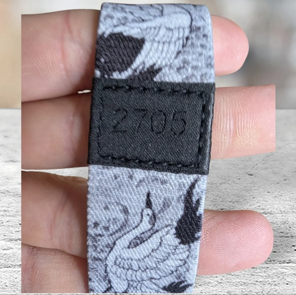 🖤 ZOX “Forever Young” Wristband — Retired • Complete Set Size Medium